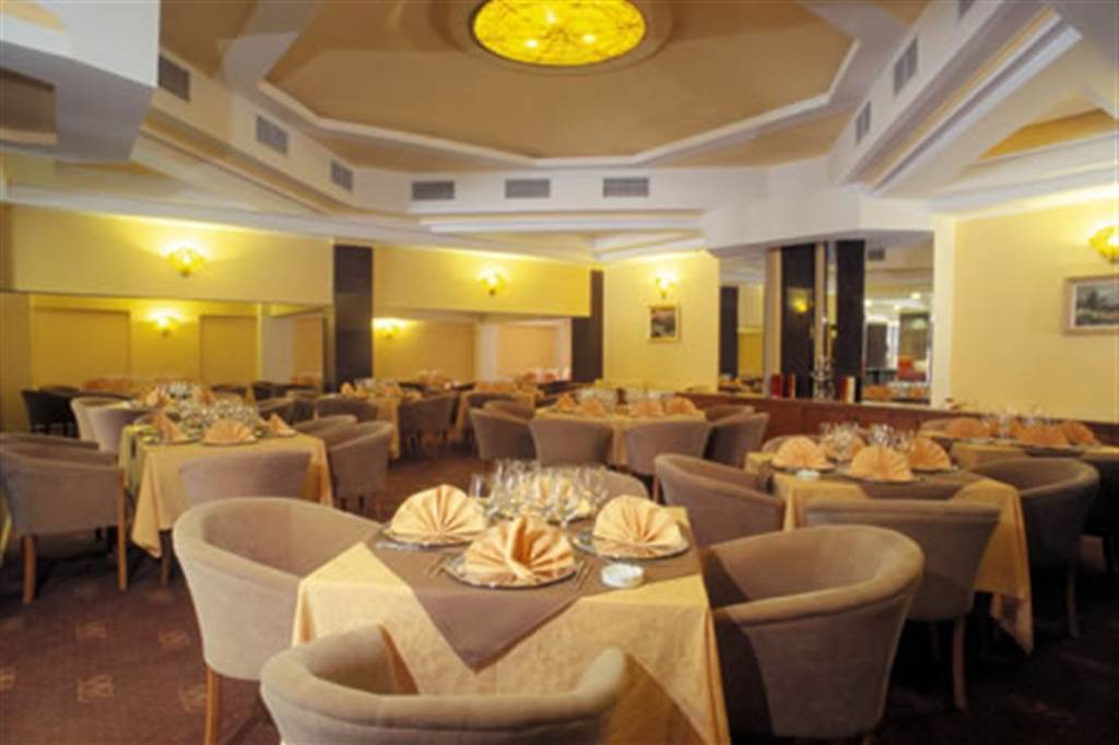Crystal Palace Hotel Bukarest Restaurant foto